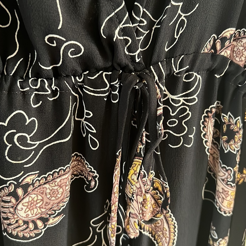 Maxi Paisley V-Neck Long Sleeve Dress - Black/Pink - Picture 5 of 11